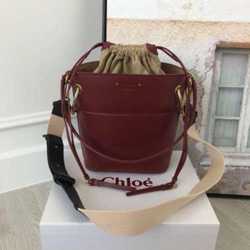 chloe-roy-bucket-bag-3