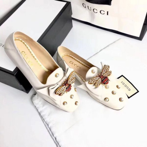 gucci-leather-ballet-flat-with-bow-2