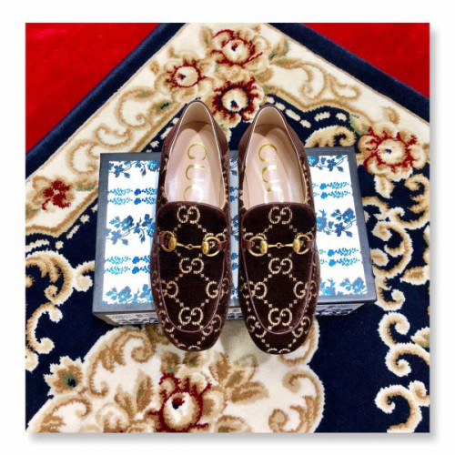 gucci-loafer-with-crystals-2